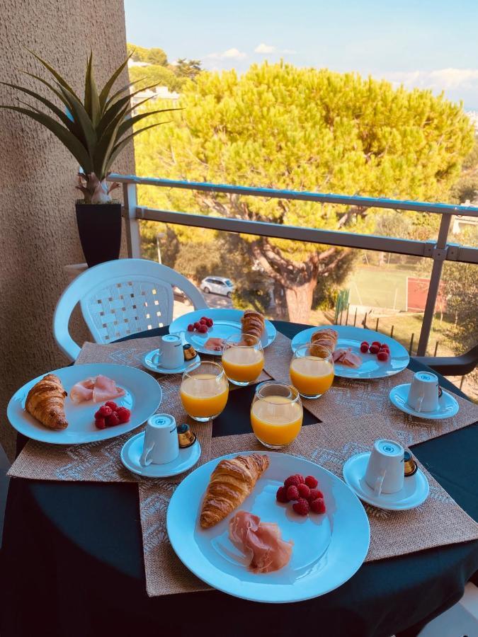 Apartment Cote D'azur - Piscine - Tennis Villeneuve-Loubet